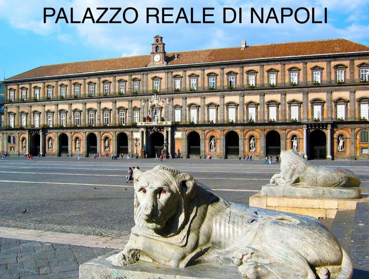 B&B Piccololucio2 Napels Buitenkant foto